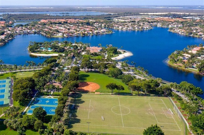 Building Photo - 10730 NW 66th St