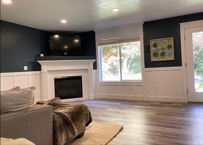 Building Photo - Gorgeous Home in Great Location!