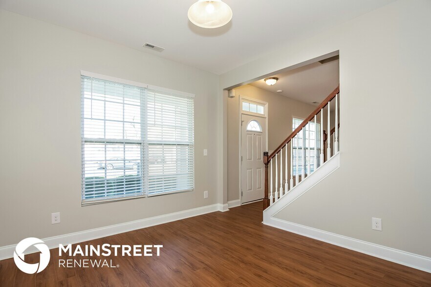 Building Photo - 317 Moses Rhyne Dr