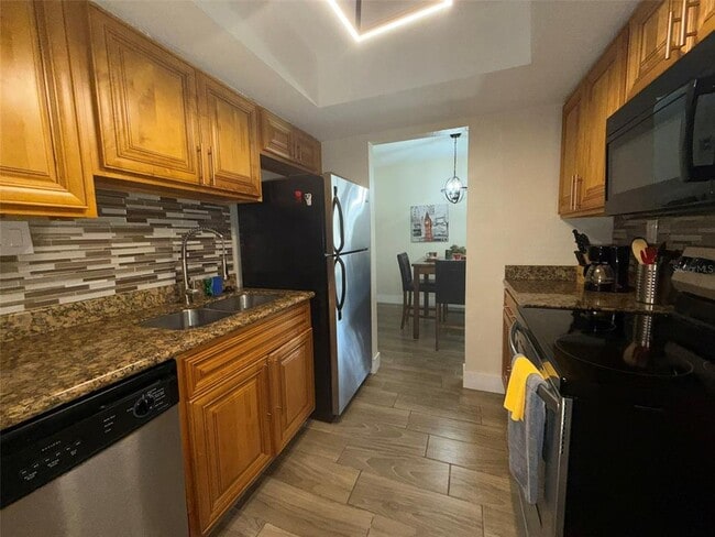 Building Photo - 4807 S Texas Ave