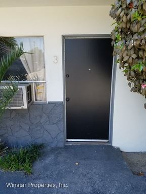 Building Photo - 438 E Acacia Ave