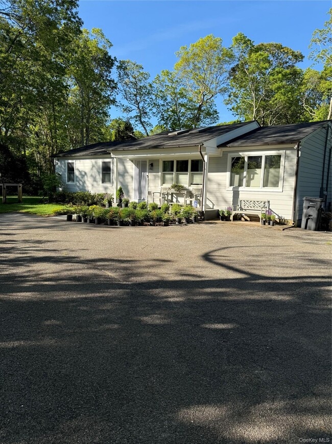 Building Photo - 11 Post Crossing