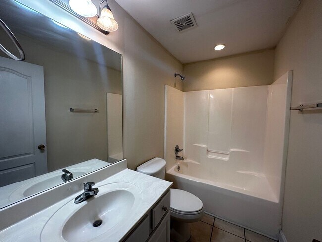Building Photo - PRE-LEASING FOR AUGUST 2026!
