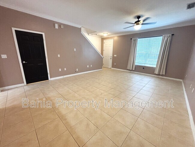 Building Photo - 14120 Oakham St