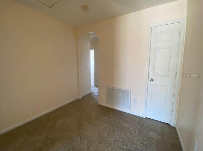 Building Photo - 1314 Honey Blossom Dr