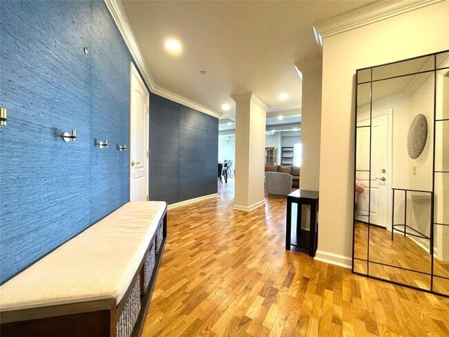 Building Photo - 195 14th St NE