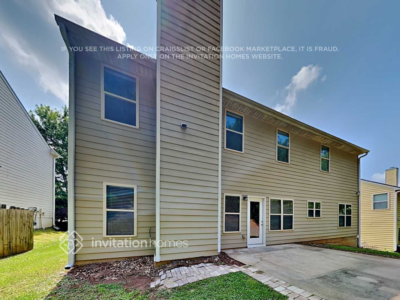 Building Photo - 3570 Falling Leaf Ln