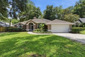 Building Photo - 1111 SW 80th Dr