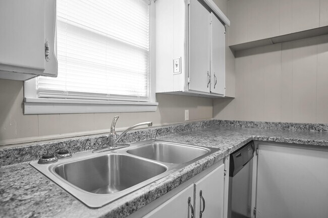 Building Photo - 4309 42nd St