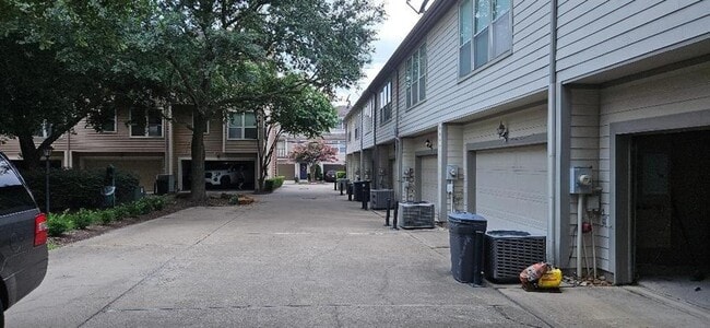 Building Photo - 1507 Oneil St