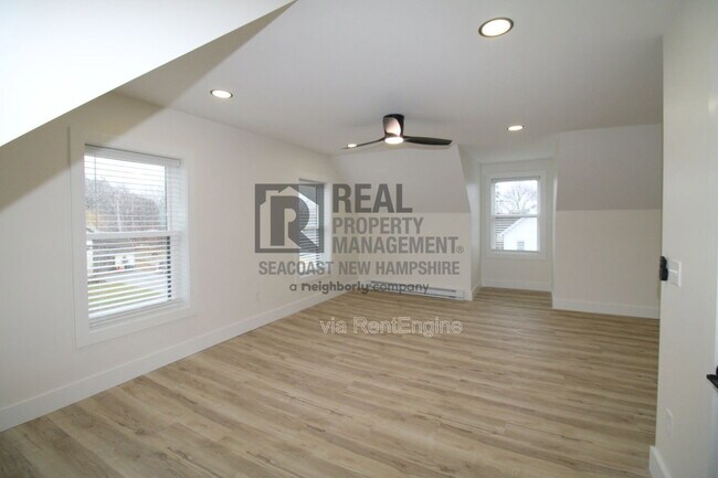 Building Photo - 253 1st NH Turnpike