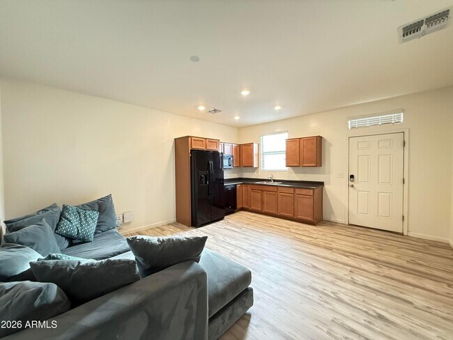 Building Photo - 2372 E Dust Devil Dr