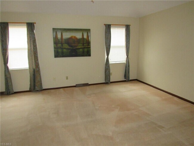 Building Photo - 26929 Heatherwood Cir