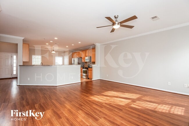 Building Photo - 15507 Troubadour Ln