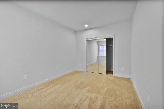 Building Photo - 23234 Evergreen Ridge Dr