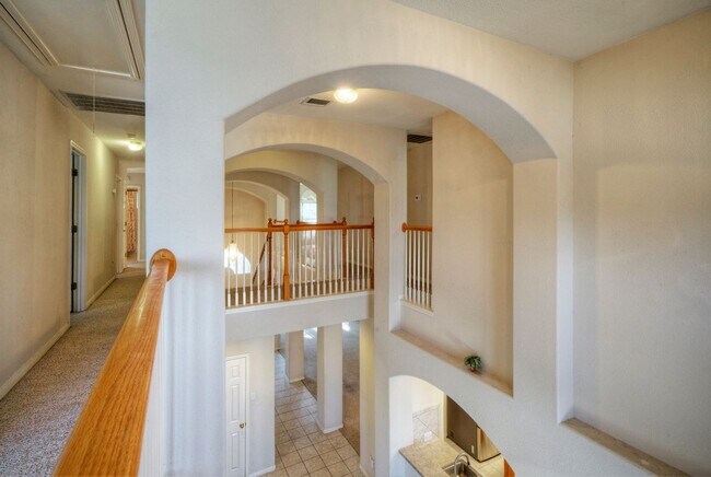 Building Photo - 601 Indian Run Dr