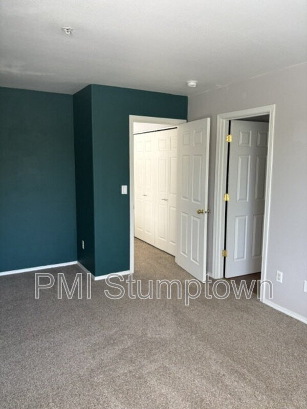 Building Photo - 14184 SW Barrows Rd