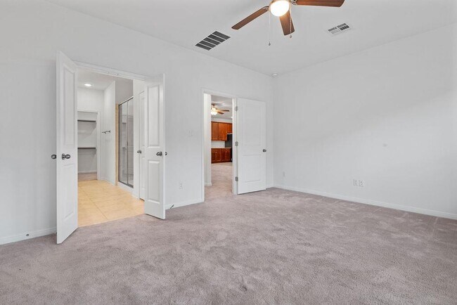 Building Photo - 3341 Charade Dr