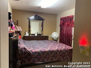 Building Photo - 100 Dinn Dr