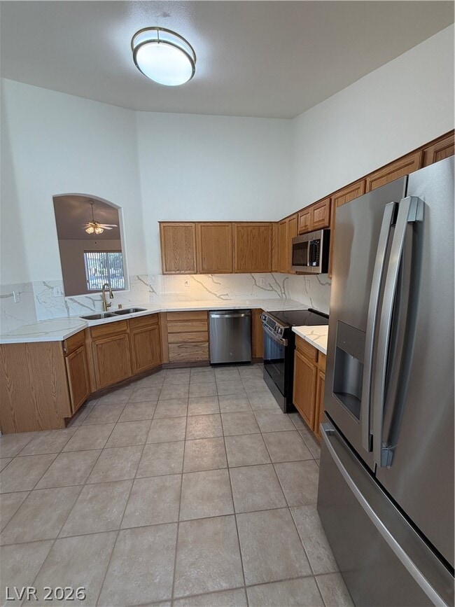Building Photo - 5776 Badlands Ln