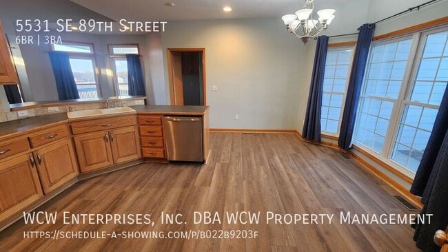 Building Photo - 5531 SE 89th St