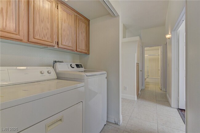 Building Photo - 4404 Wild Honey Ct