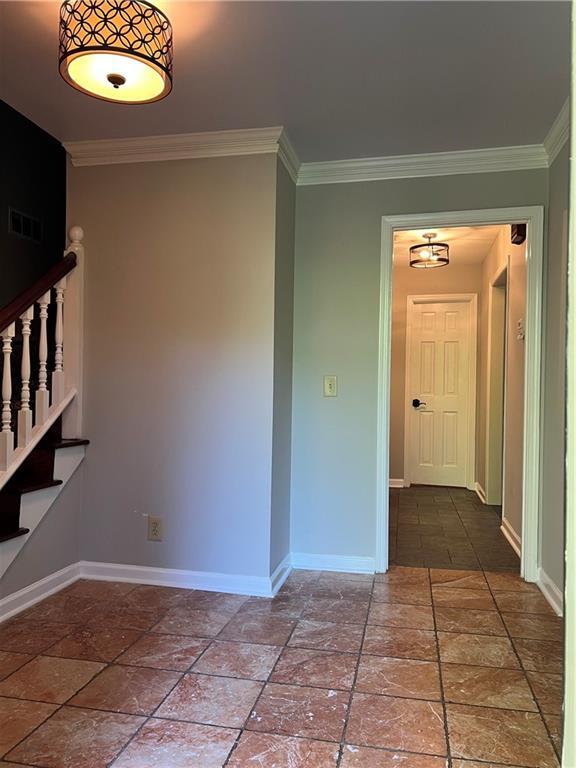 Building Photo - 370 Woodstone Dr