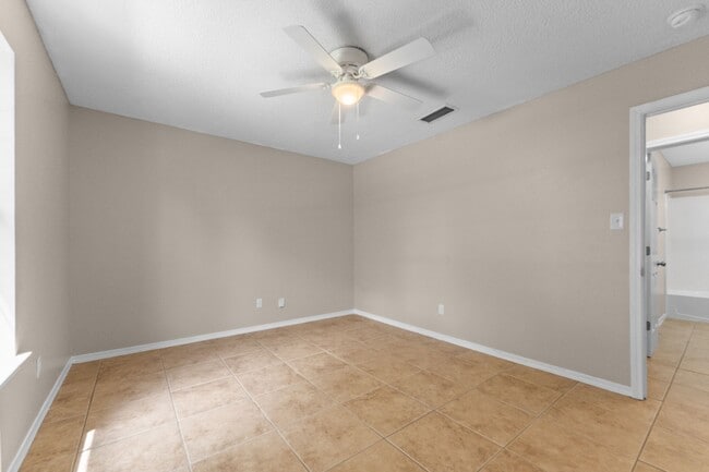 Building Photo - 20952 Liberty Ln