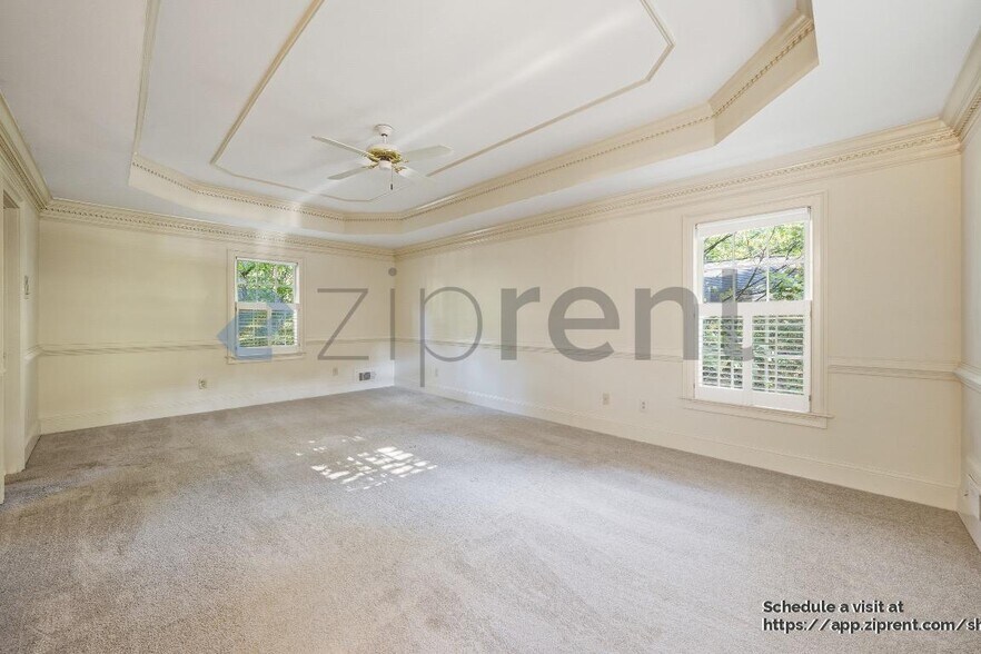 Building Photo - 2862 Clary Hill Dr