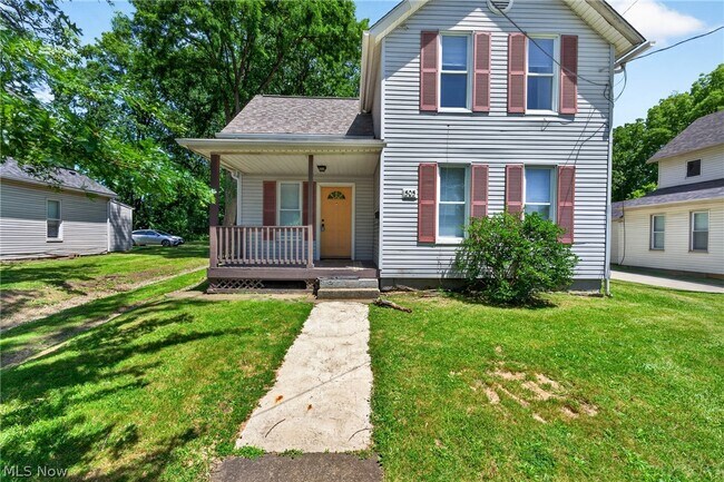 Building Photo - 505 Brown St