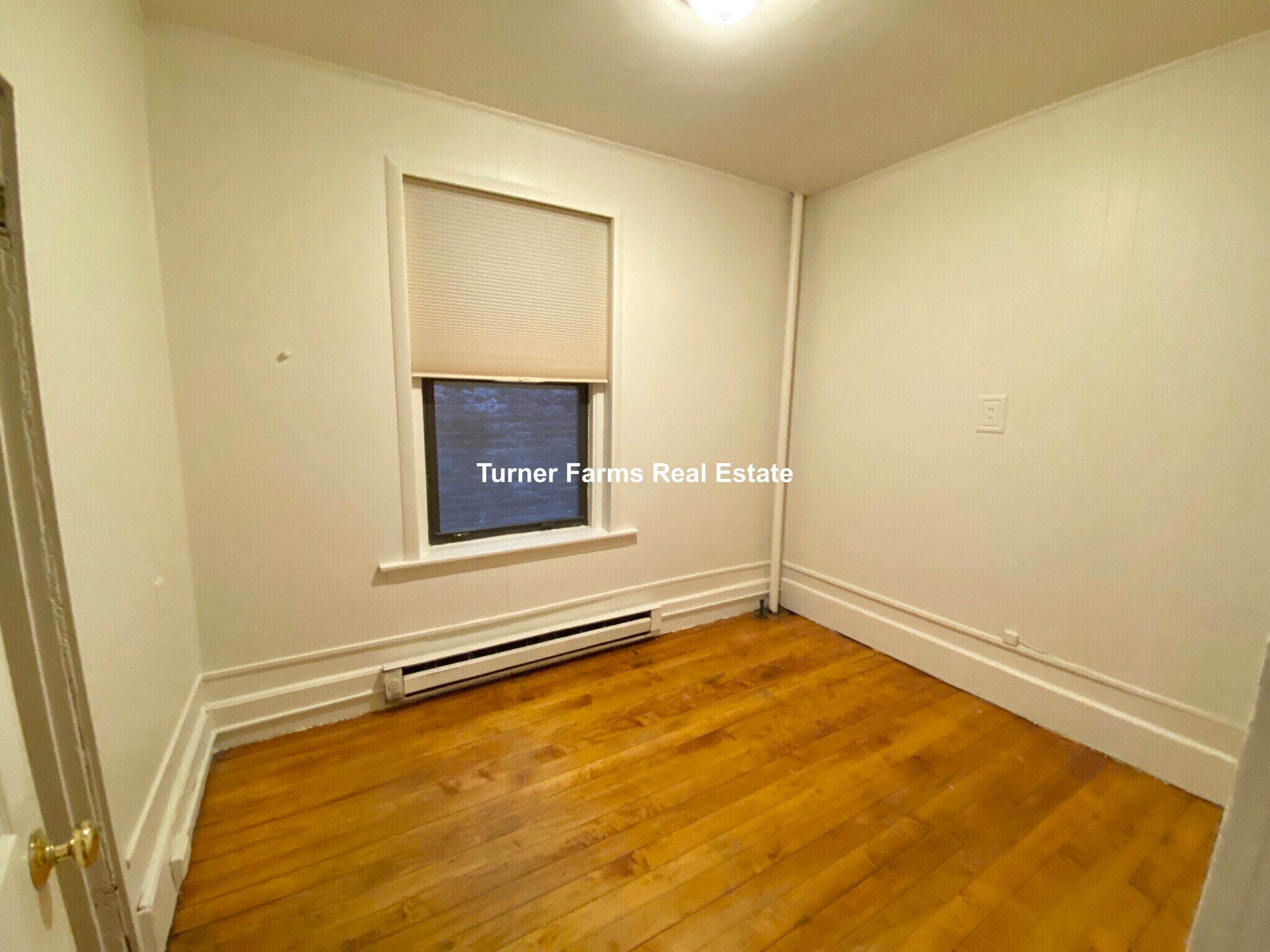 Building Photo - 614 Columbus Ave