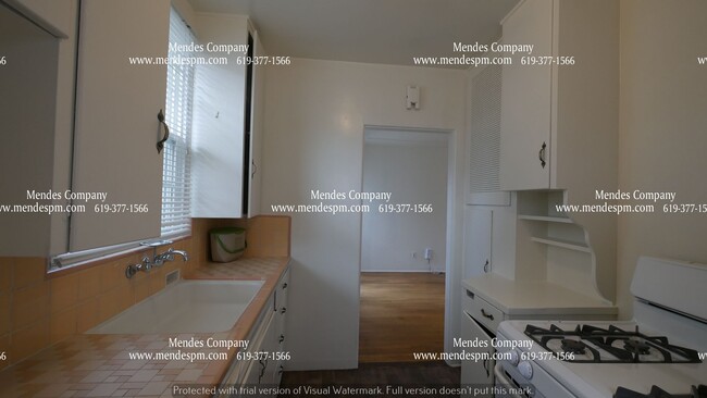 Building Photo - Beautiful 1 bedroom / 1 bathroom Apartment...