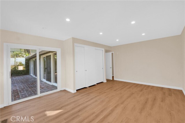 Building Photo - 27104 Shorewood Rd
