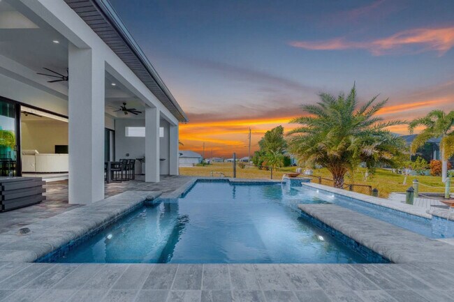 Building Photo - 3611 Gulfstream Pkwy