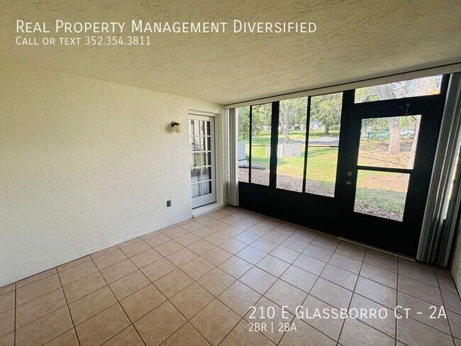 Building Photo - 210 E Glassboro Ct