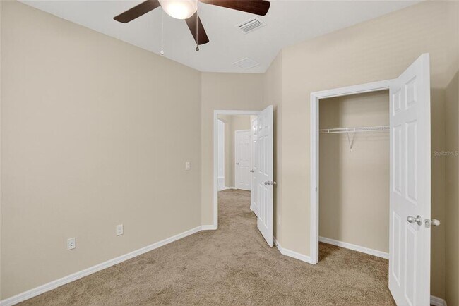 Building Photo - 15810 Starling Water Dr