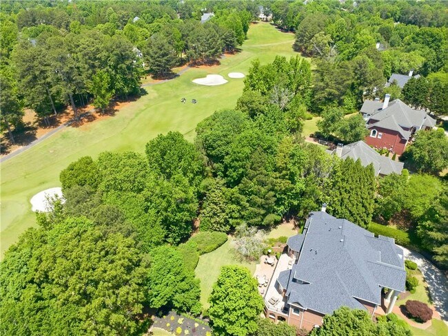 Building Photo - 1845 Sugarloaf Club Dr