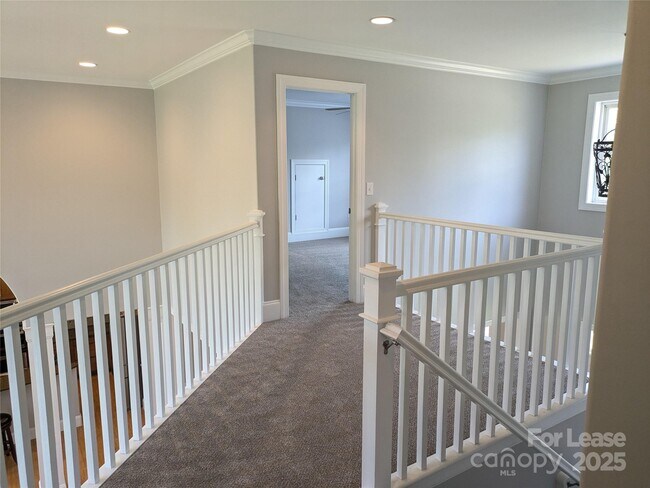 Building Photo - 103 Hickory Hill Rd