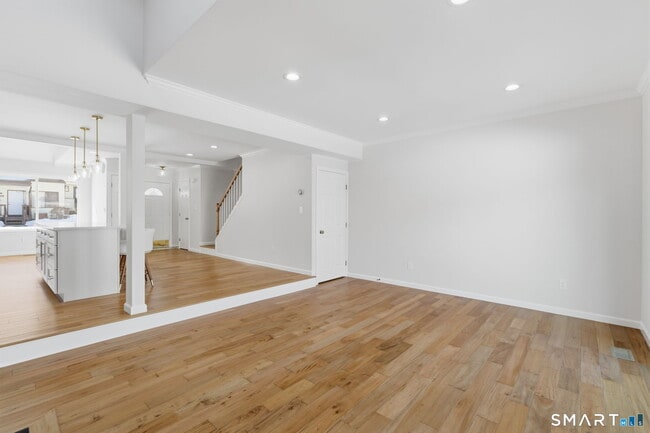 Building Photo - 193 Cypress Rd