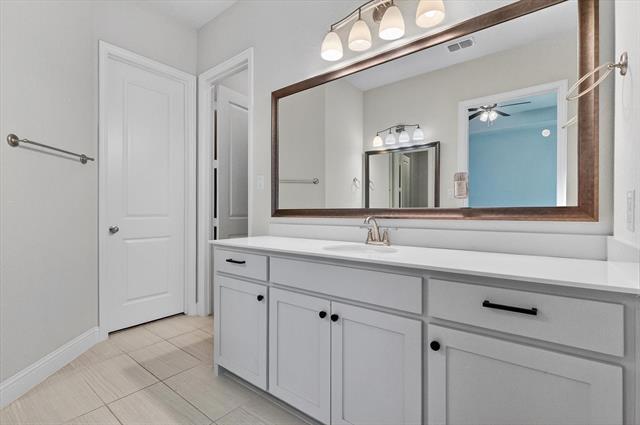 Building Photo - 1919 Middleton Dr