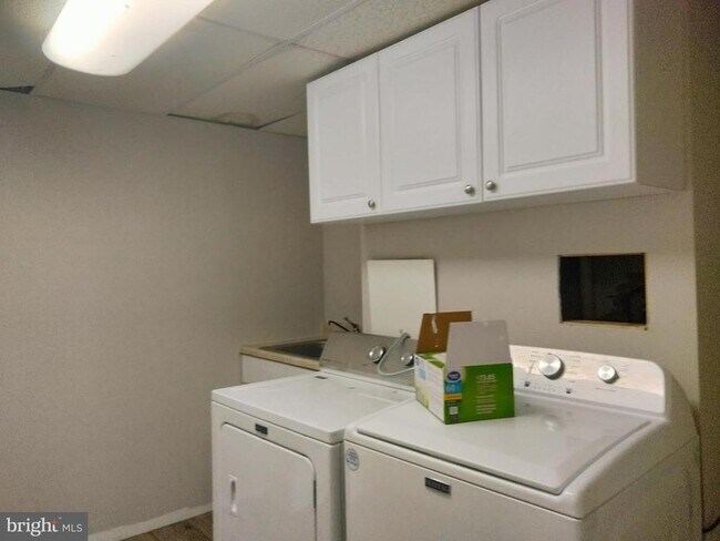 Building Photo - 16804 Winston Ln