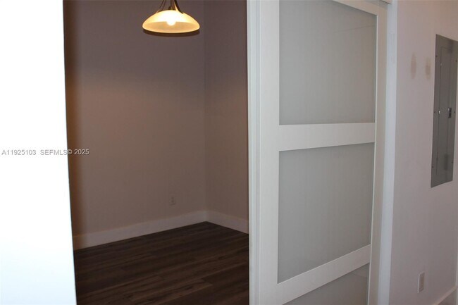 Building Photo - 3029 NE 188th St