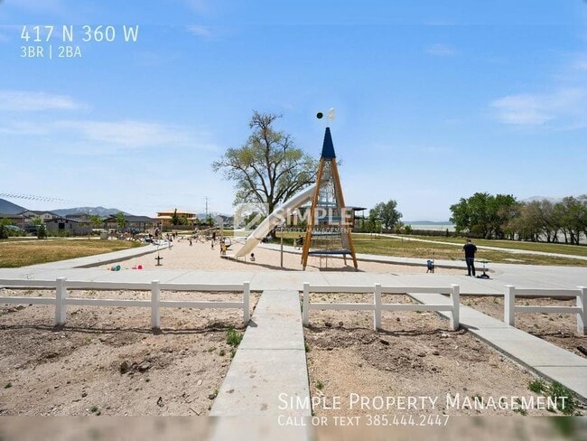 Building Photo - 417 N 360 W