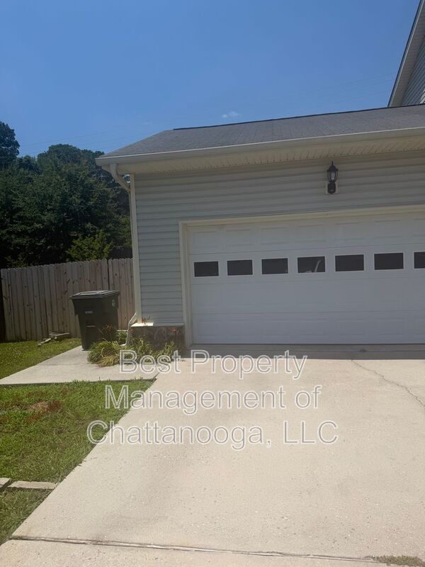 Building Photo - 1801 Chase Meadows Cir