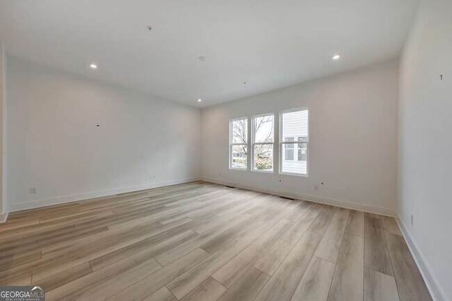 Building Photo - 517 Motivation Cir NW