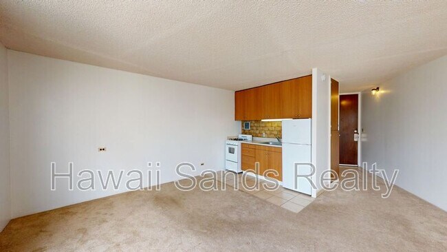Building Photo - 750 Amana St