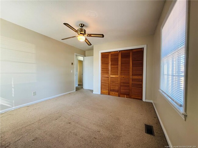 Building Photo - 257 Fawn Rd