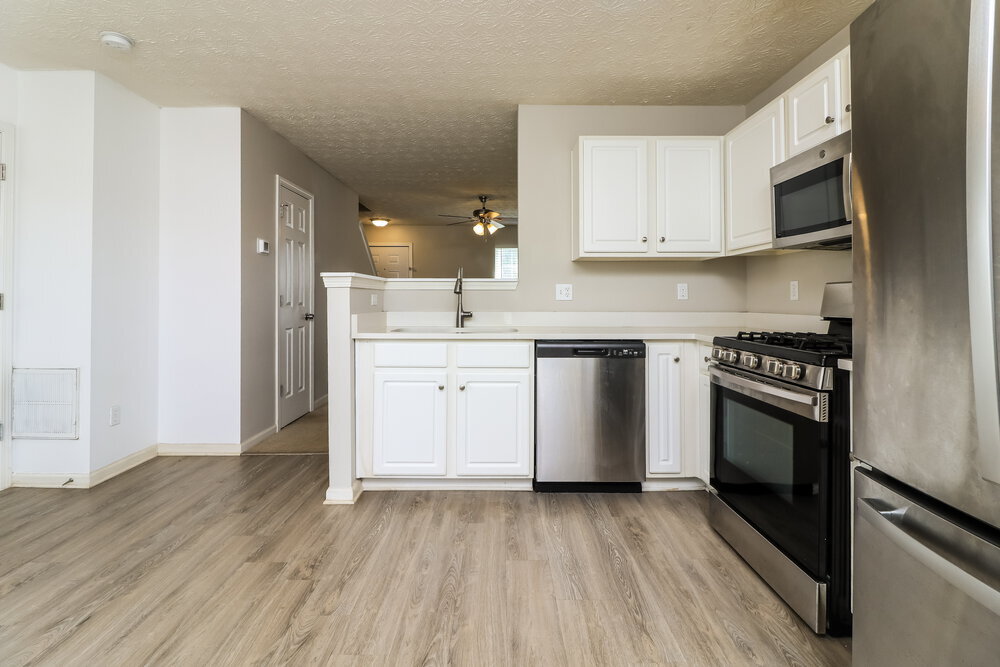 Building Photo - 141 Oak Grove Pl