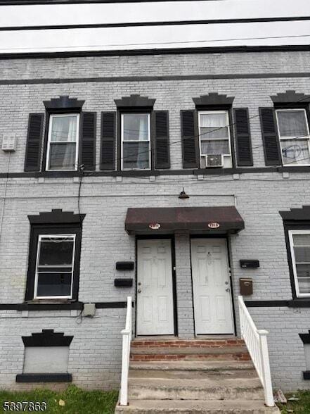 Building Photo - 1301 S 2nd St