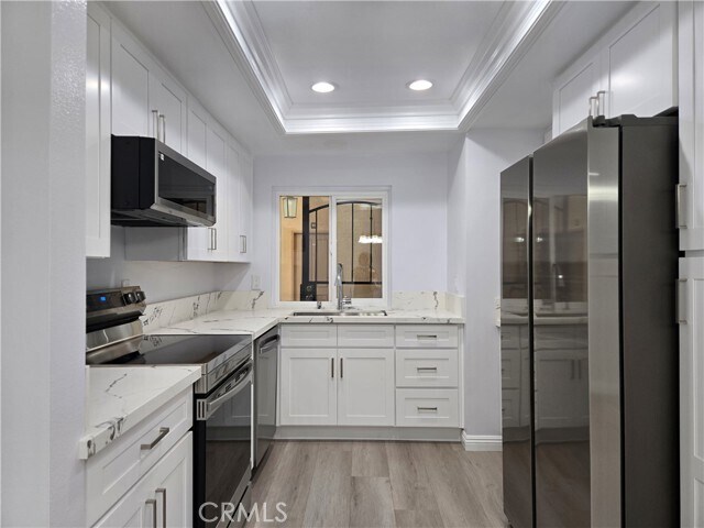 Building Photo - 13504 La Jolla Cir